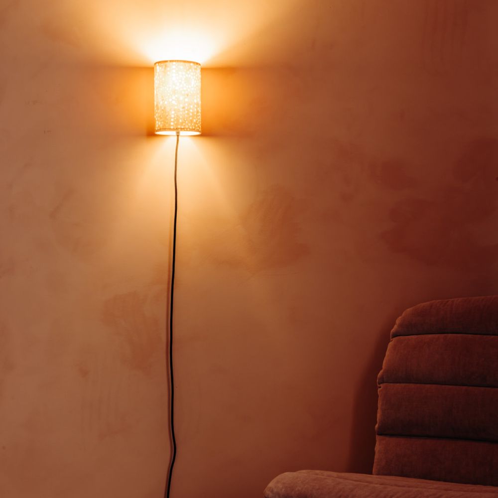 Josephine B. wall light: Make up