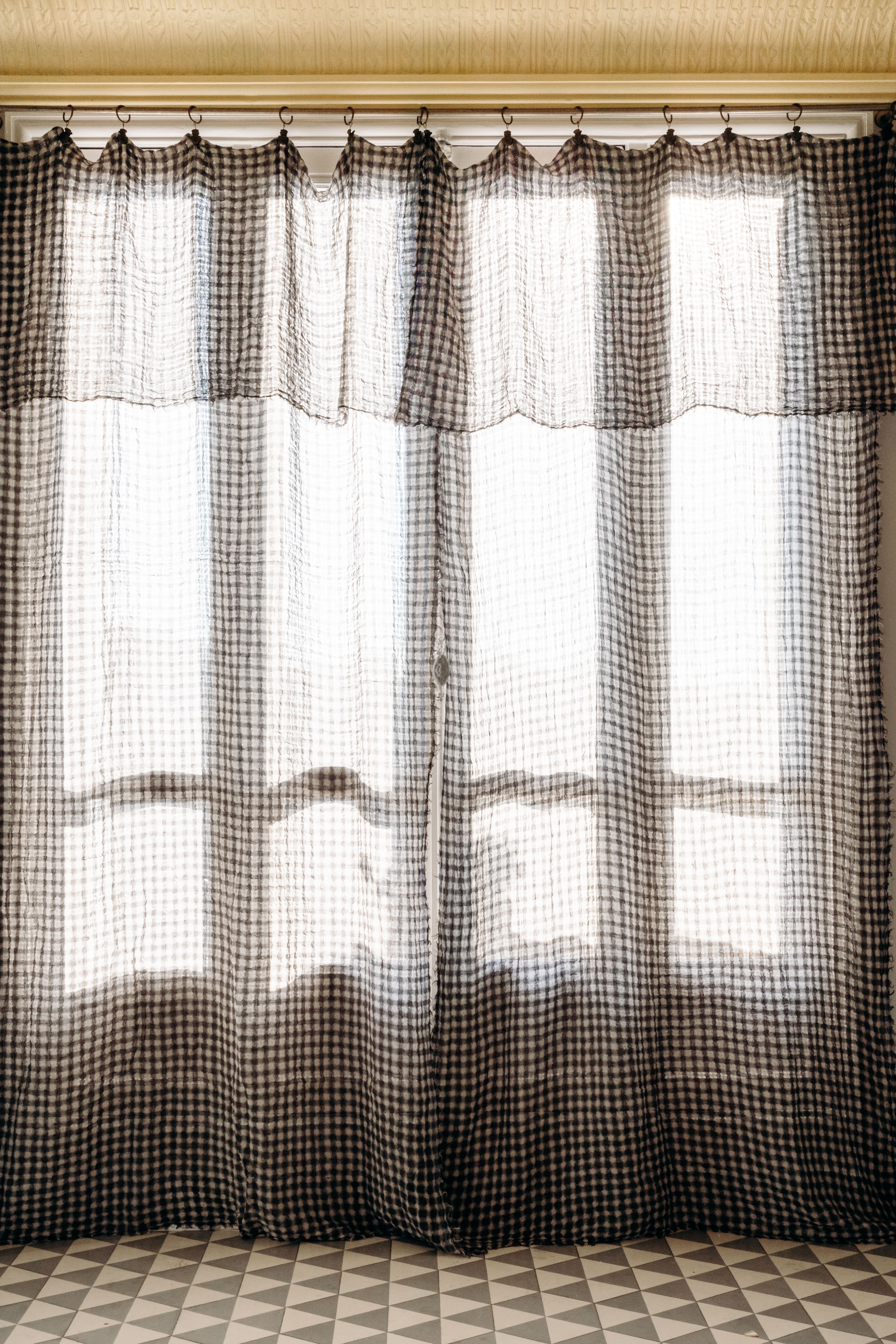 Harmattan curtain panel in Catane 