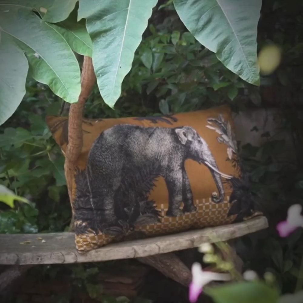 Le Monde Sauvage - Coussin Bestiaire géant Éléphant