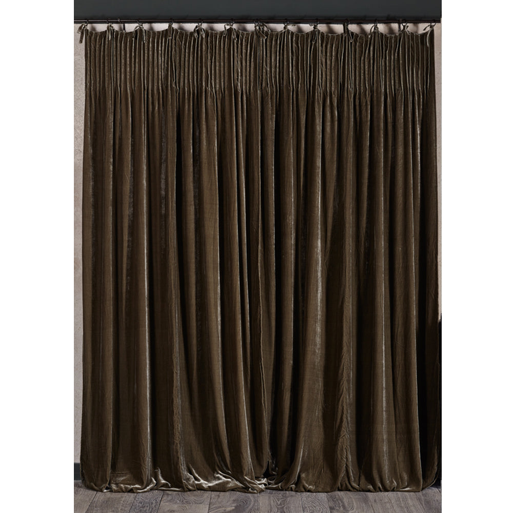 Istanbul velvet curtain in Atelier