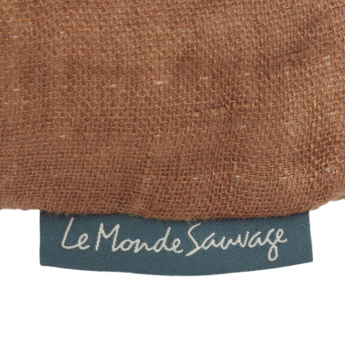 Coussin en lin gaufré Cuir dark - Le Monde Sauvage