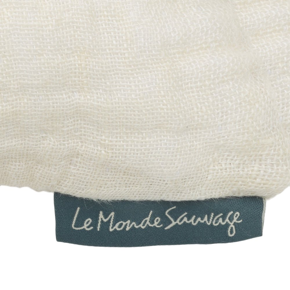 Coussin en lin gaufré Écru - Le Monde Sauvage